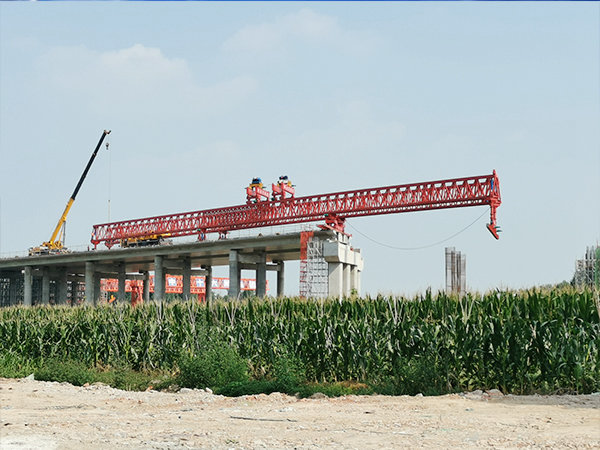 河南新乡120吨架桥机厂家多年工程经验
