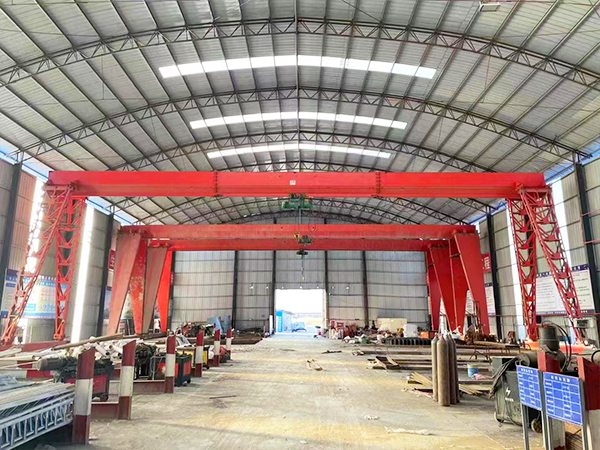 广东广州龙门吊出租公司货场钢材厂门式起重机
